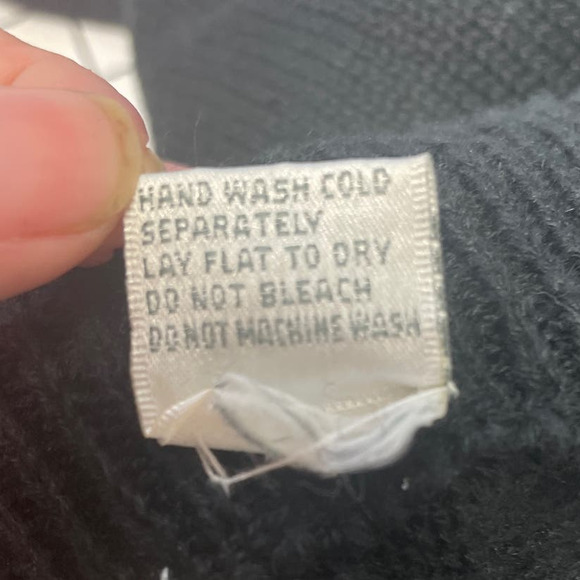 Bimo Womens Small Long Sleeve Deep V Back Sew On Pearl Beads Pullover Sweater - Picture 7 of 7